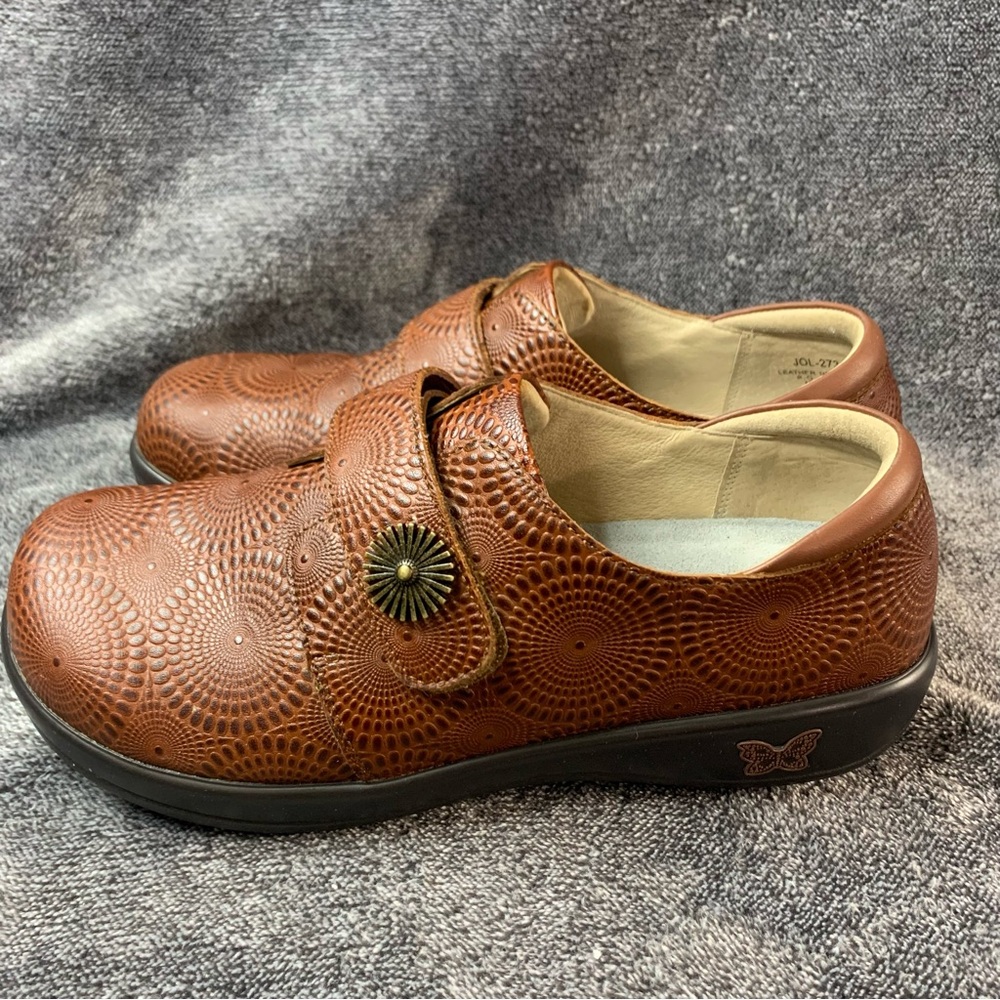 Alegria Joleen Brandy Loafer US 9EU 39 Brown Platform Slip on Leather Tooled - Picture 4 of 12